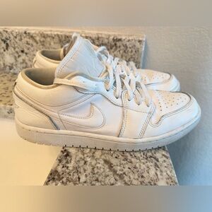 Nike White Low-Top Leather Sneakers